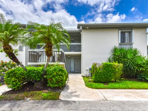 2273 NW 22nd Ave APT 13-105, Stuart, FL 34994