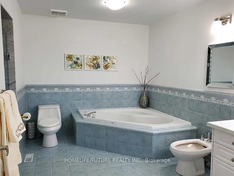 109 Boxwood Cres #MAIN 2ND — Photo 4