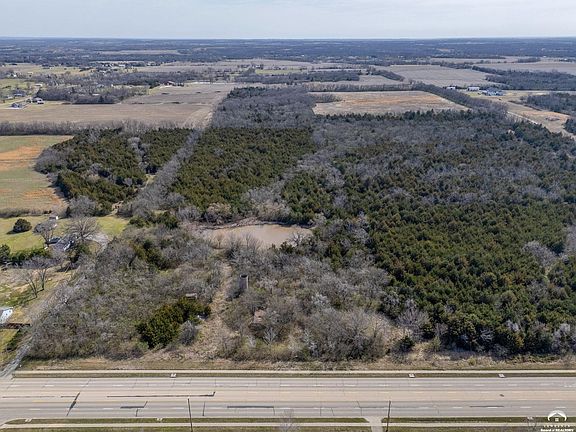 4th image of 3900 SE Croco Rd