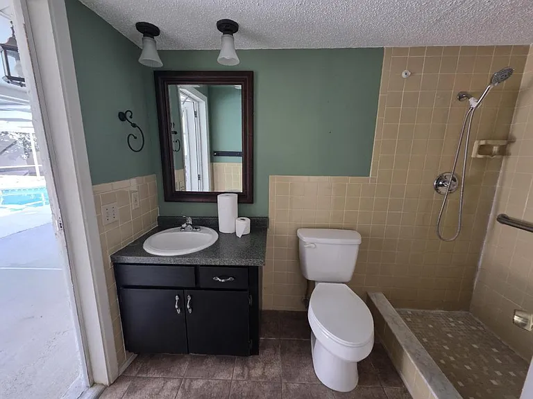 2052 Deltona Blvd — Photo 14