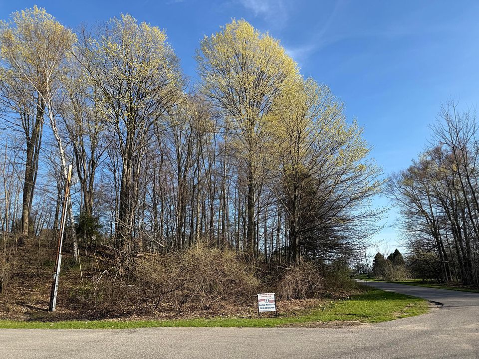 1st image of W Snead Dr