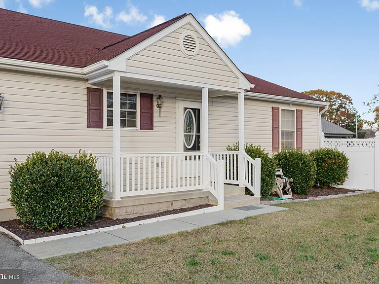 41166 Glenwood Pl — Photo 3