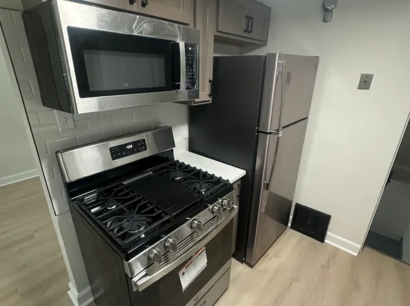 650 E 169th St #650, Hammond, IN 46324