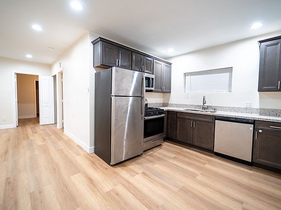 4th image of 3861 Cherokee Ave