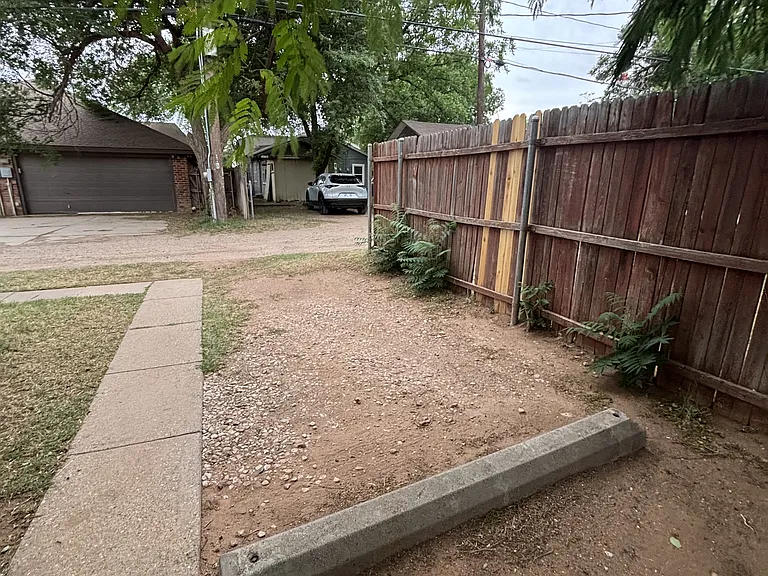Private off street parking right next to the unit!