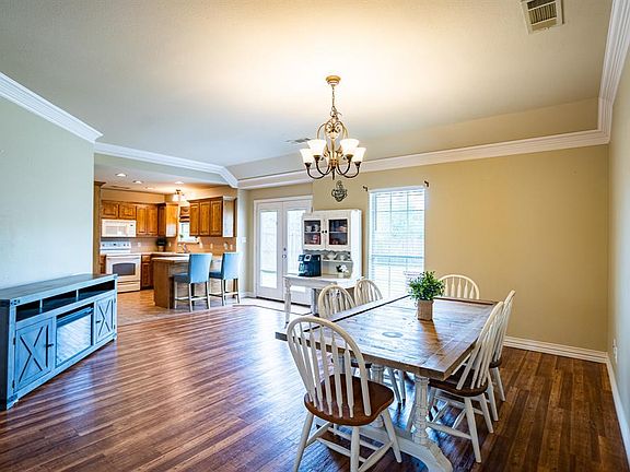5th image of 2202 Kaitlyn Cir