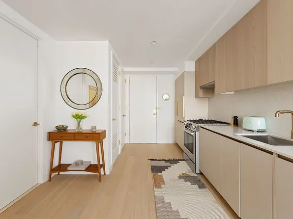 3 Court Sq APT 1905, Long Island City, NY 11101