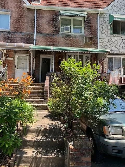 2nd image of 769 E 39th St