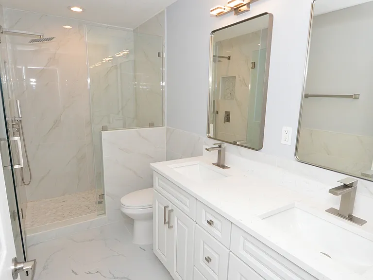 3947 Venetian Way — Photo 25
