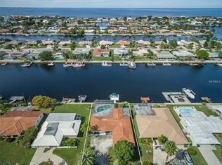 5409 Leeward Ln, New Port Richey, FL 34652