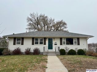 2915 S 76th Ave, Omaha, NE 68124