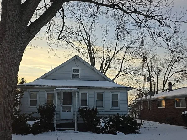 4136 Hakes Rd, Northwood, OH 43619