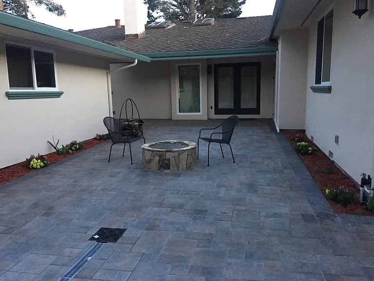 978 Cayuse Rd — Photo 4