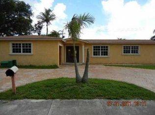 17600 NW 86th Ave, Hialeah, FL 33015