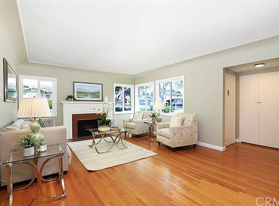 4th image of 5761 Primrose Ave