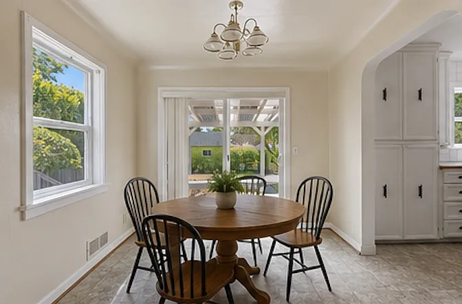 1010 N Union Ave — Photo 14