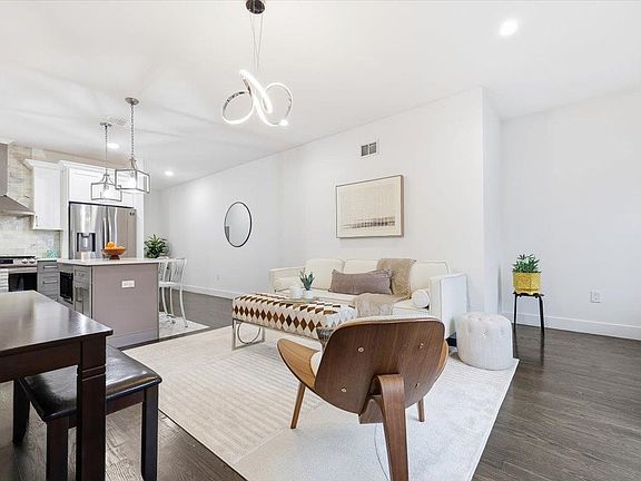 4th image of 519 Liberty Ave #1
