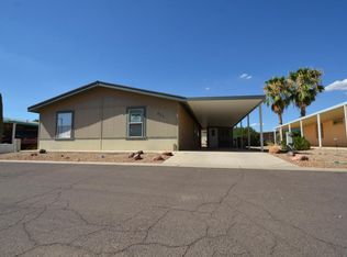 870 E Clubhouse Ln, San Tan Valley, AZ 85140