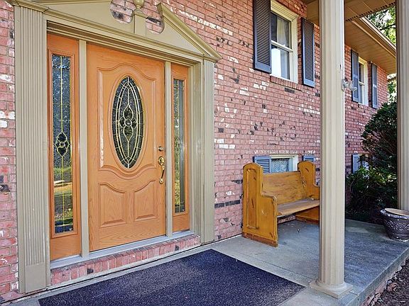 3rd image of 4850 Revere Ave NW