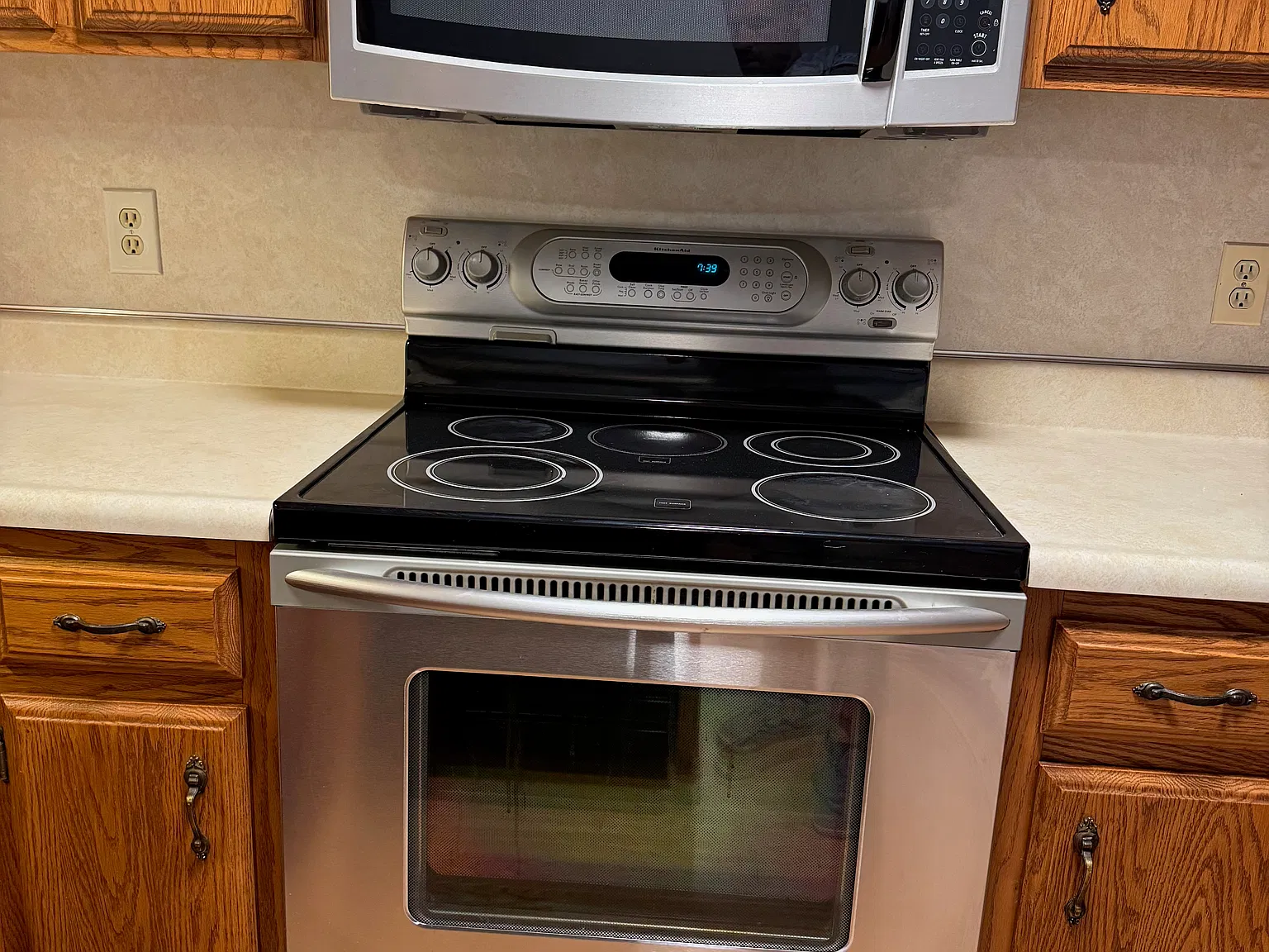 3 bed, 1410 sqft, $1,700 — Photo 4