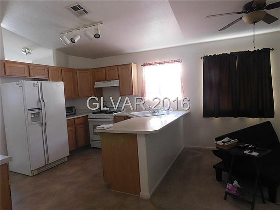 5th image of 2877 Dome Peak Ct