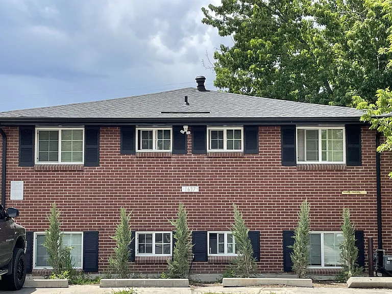 1637 Kimbark St #7 — Photo 8
