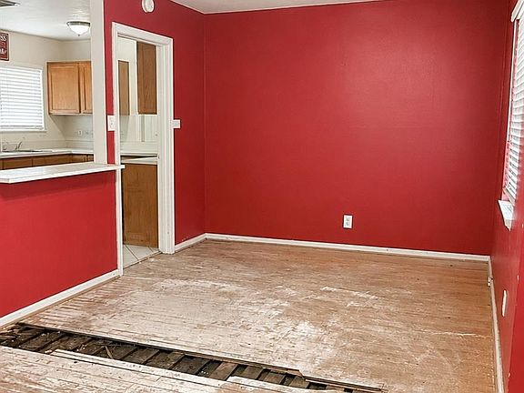 5th image of 1415 Maroby St