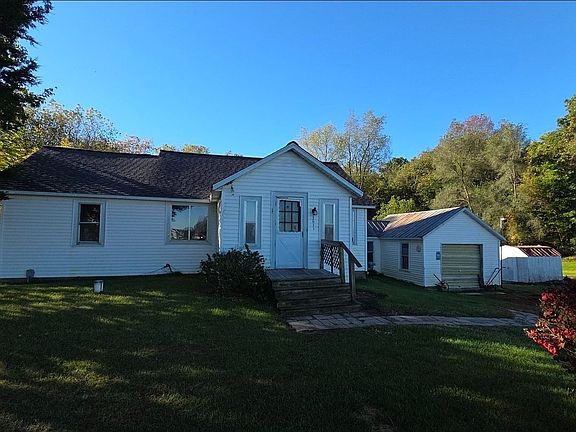 2nd image of 3611 Woodruff Rd