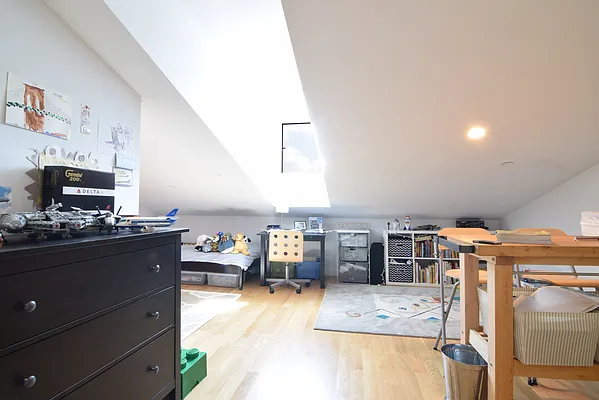 Rented by Corcoran | media 18