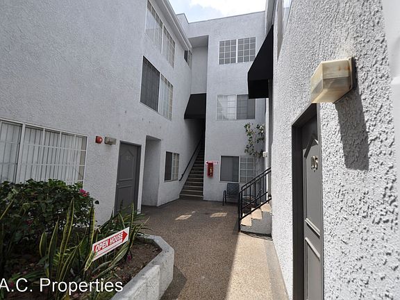 2nd image of 11416 Albers St #17441696