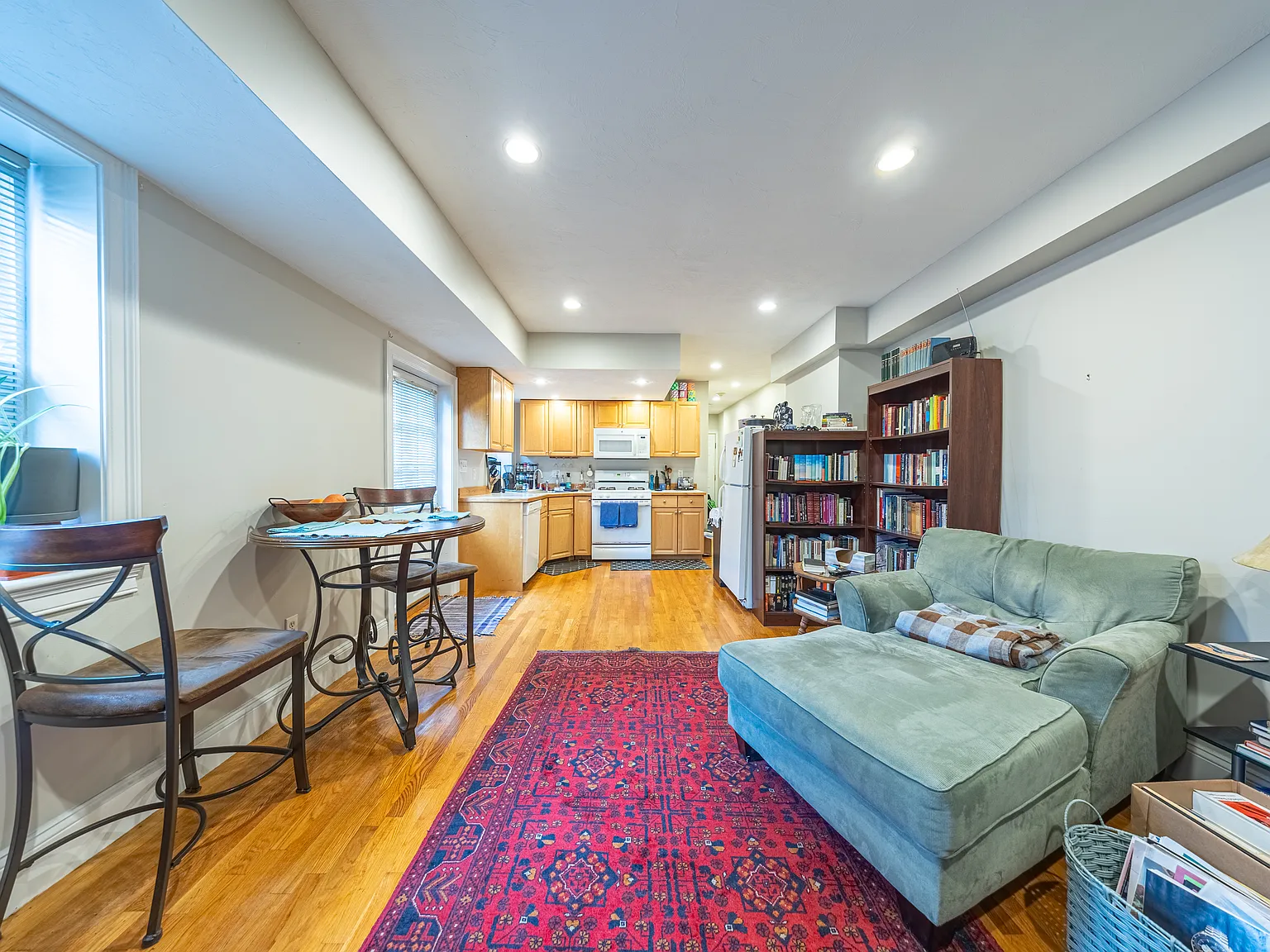 1720 Beacon St — Photo 4