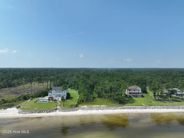 478 Sandy Point Drive, Beaufort, NC 28516