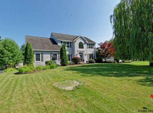 4008 New Castle Rd, Schenectady, NY 12303