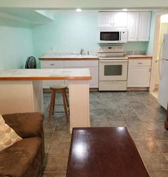 187 Wallingford Rd #1 — Photo 3