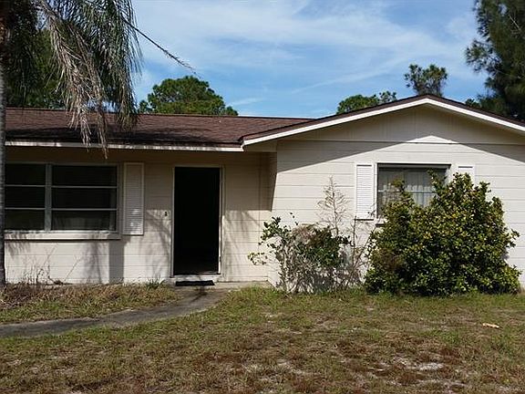 2nd image of 1375 Larchmont Dr