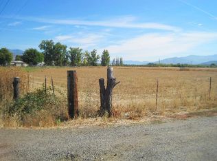 317 S Stage Rd, Medford, OR 97501