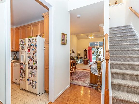 4th image of 3407 Gwynns Pl