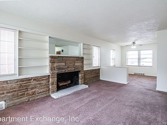 3rd image of 3932 Canterbury Dr
