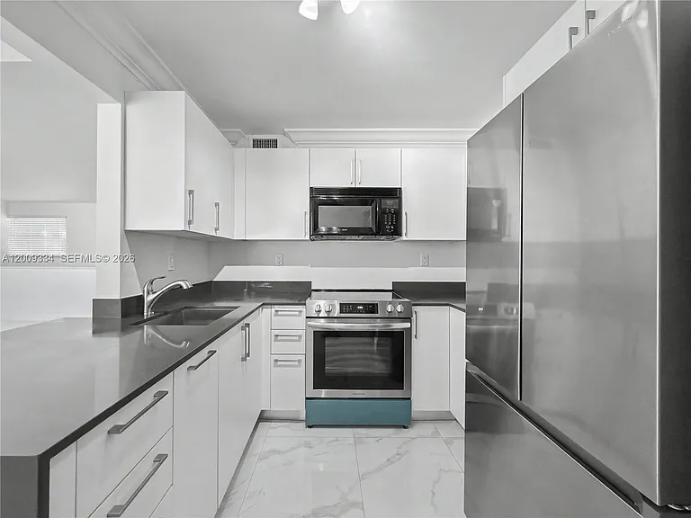 10010 NW 9th Street Cir #203 — Photo 3