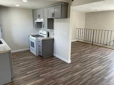 1738 E Fairfield Ct #4 — Photo 4
