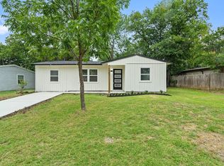 1301 Cardinal St, Arlington, TX 76010