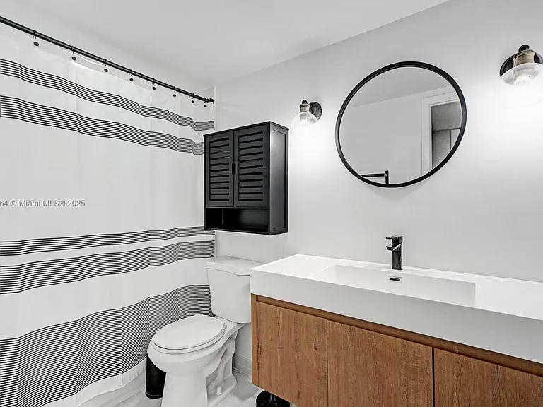 600 Three Islands Blvd — Photo 21