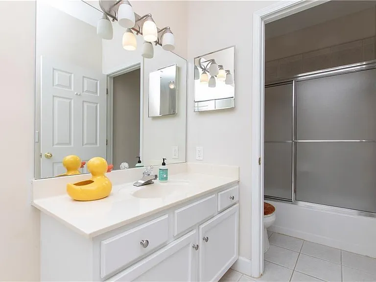 2921 Lenox Rd NE #309 — Photo 13