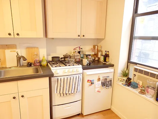 Rented by John O'Kelly Real Estate | media 32