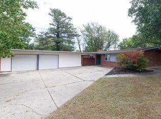 2509 N Roosevelt Ct, Wichita, KS 67220