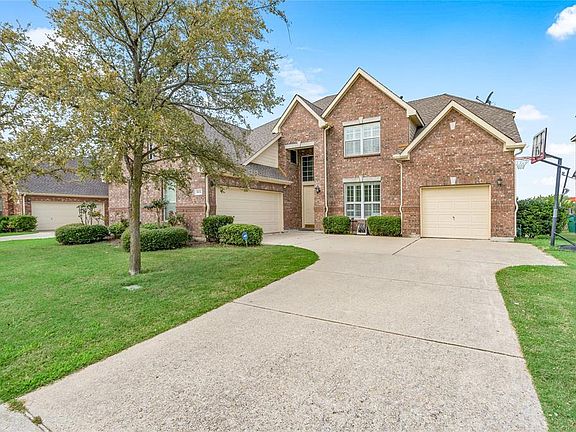2nd image of 1812 Pecan Valley Dr