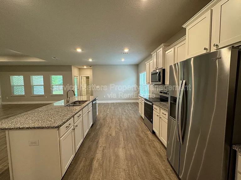 7982 Silver Maple Dr — Photo 11