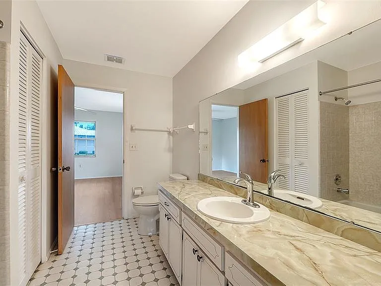 515 Rousseau Dr — Photo 21