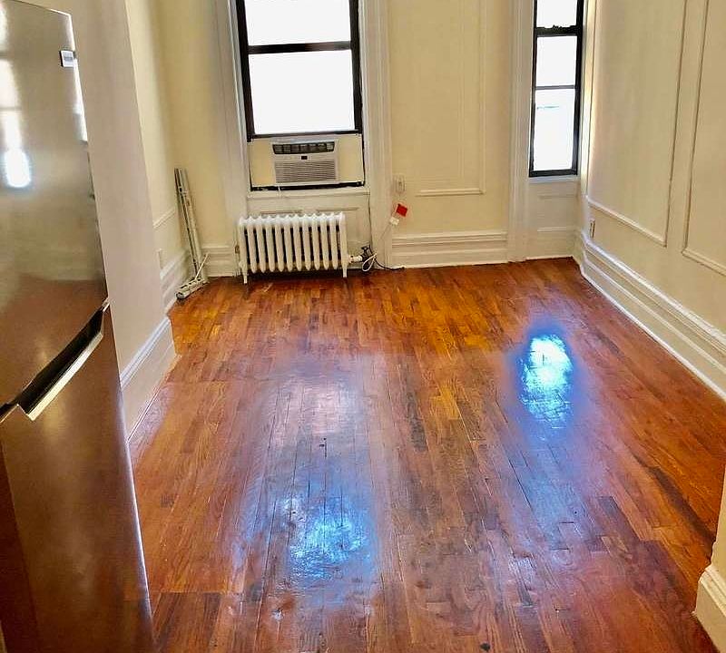 1st image of 31 W 85th St Penthouse D