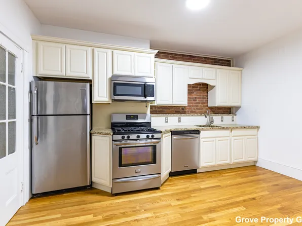 178 L St Floor 2, Boston, MA 02127
